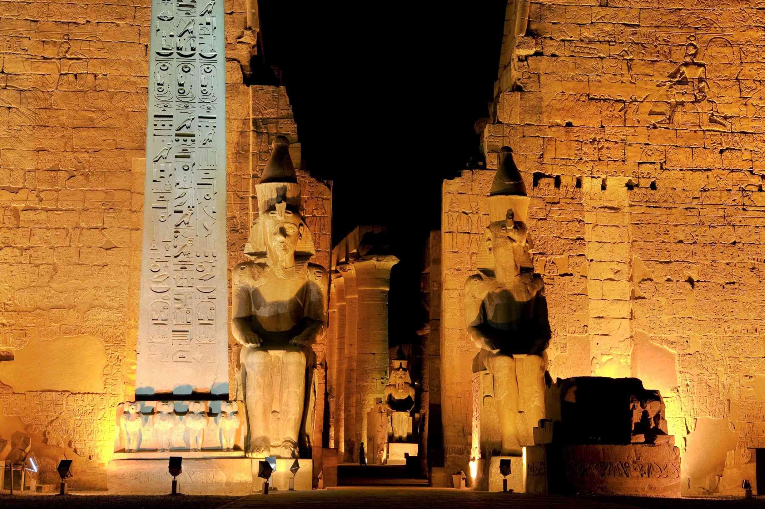2-tägiger Ausflug ab Kairo nach Luxor mit Flug und Übernachtung